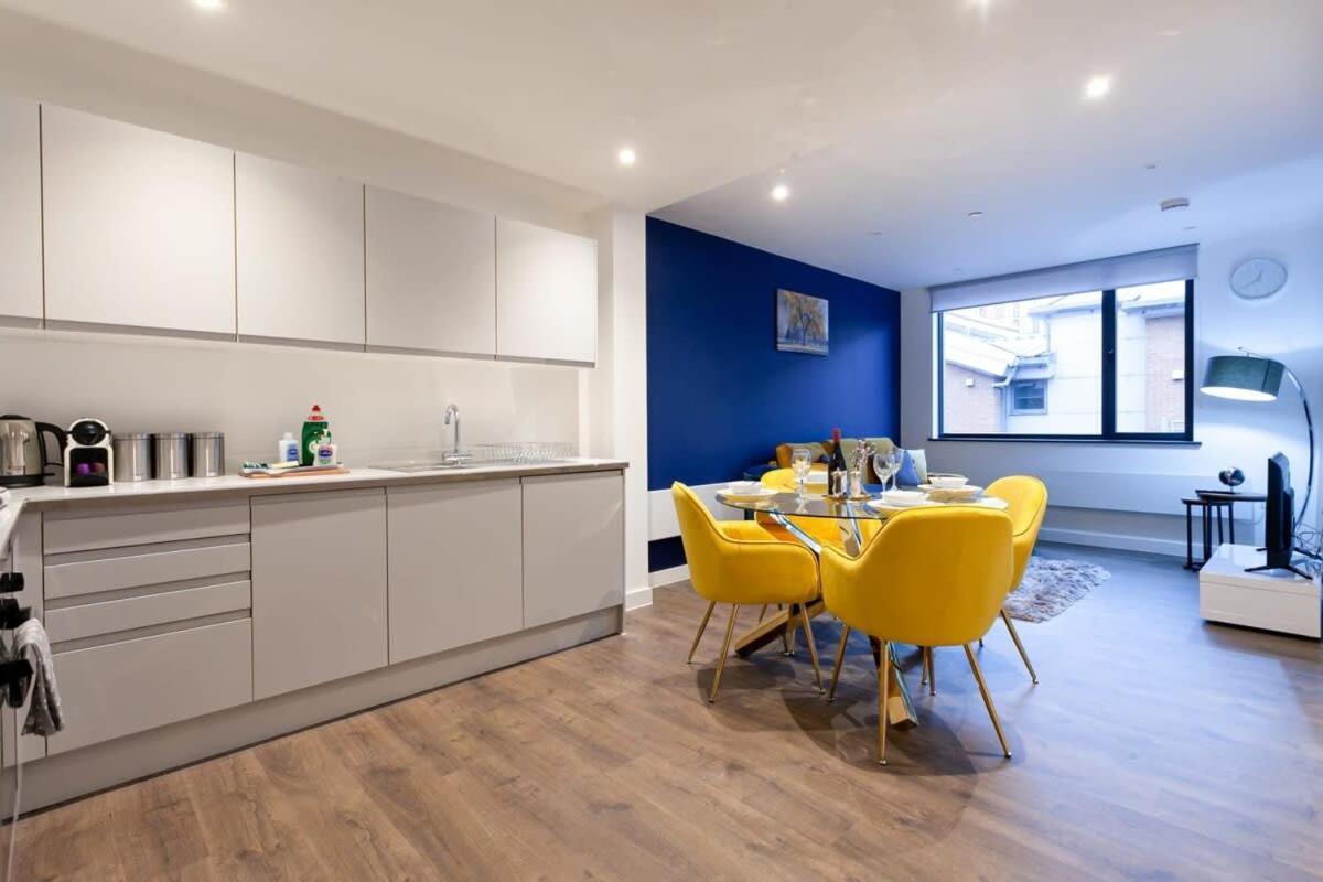 Apartment Contemporary 1 Bedroom In Centre *