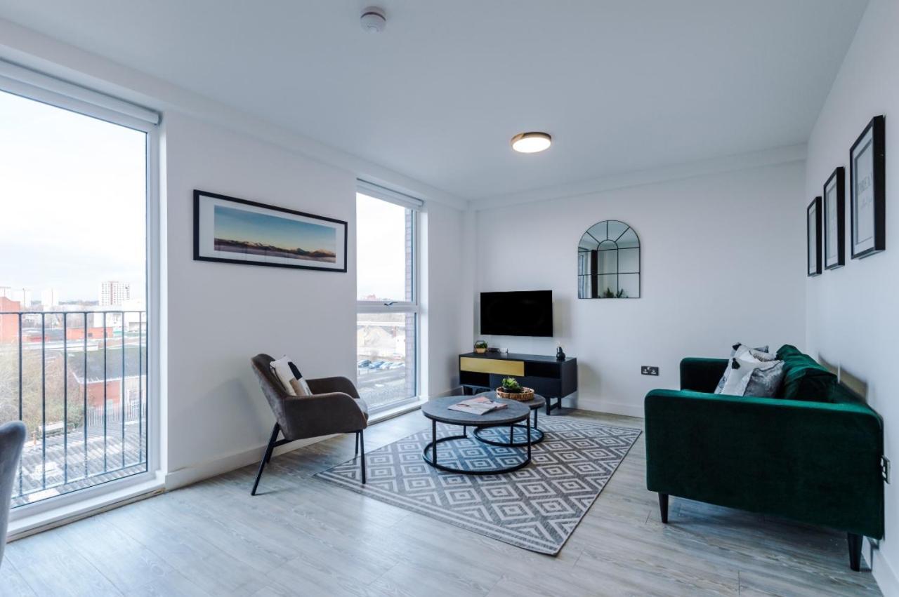 2bed Duplex Near Mediacity & Centre, Easter Deals Now On Manchester