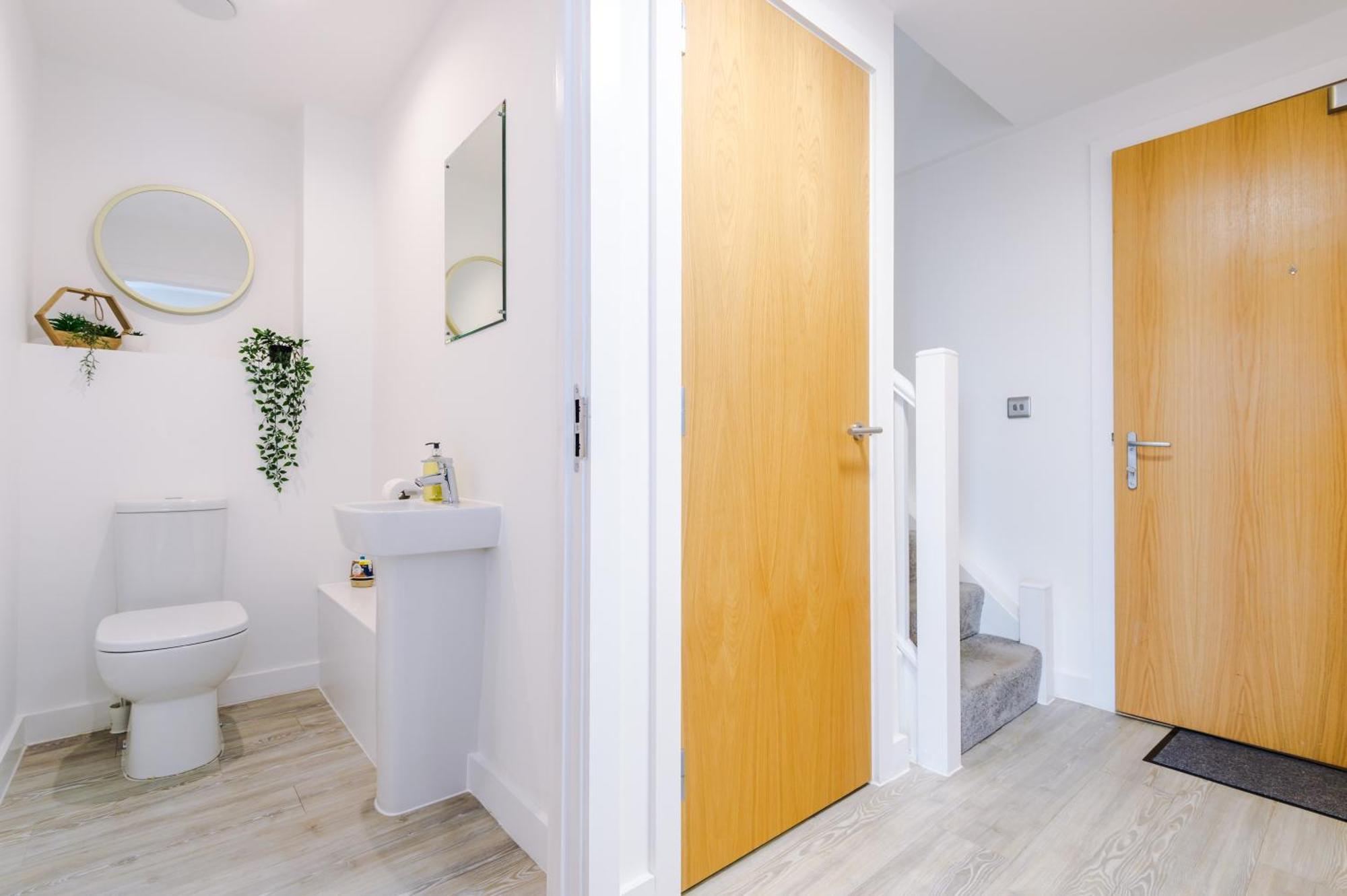 2bed Duplex Near Mediacity & Centre, Easter Deals Now On Apartment