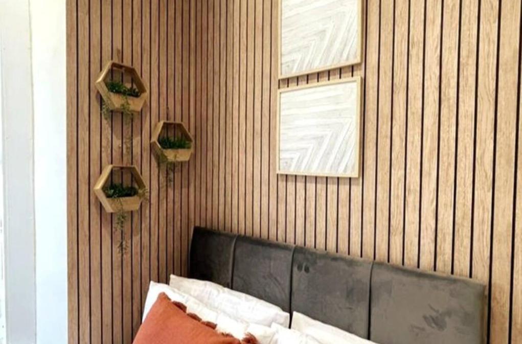 Deluxe Centrally Located In