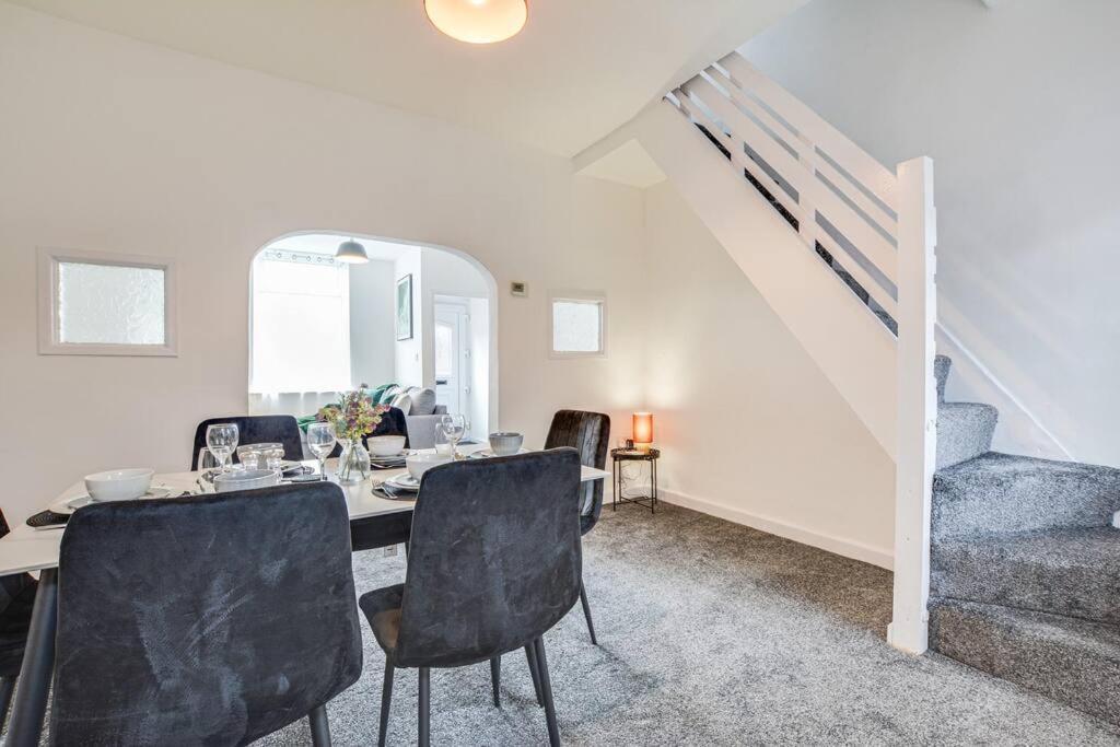 Holiday home Stylish & Vibrant 2 Bedroom Manchester