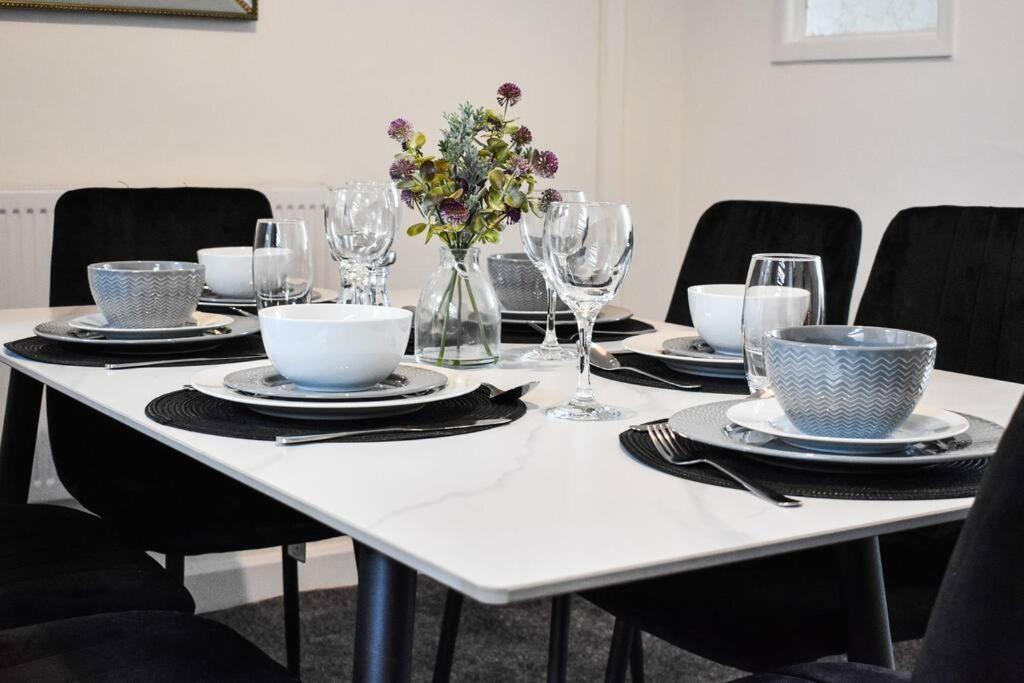 Holiday home Stylish & Vibrant 2 Bedroom Manchester