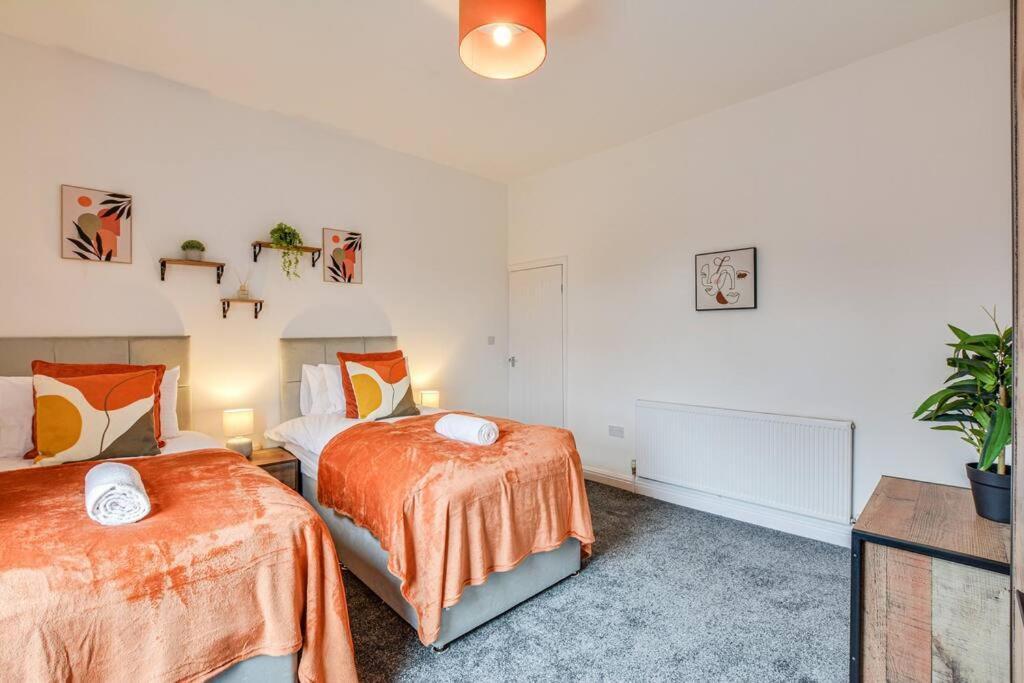 Stylish & Vibrant 2 Bedroom * Manchester