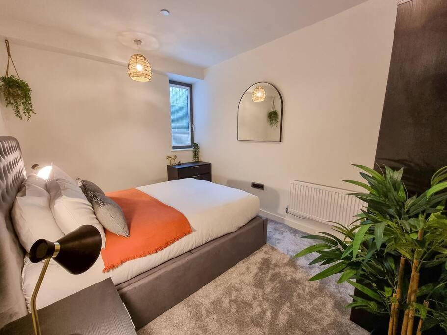 Stunning 4-bedroom Townhouse With Free Parking Holiday home Manchester