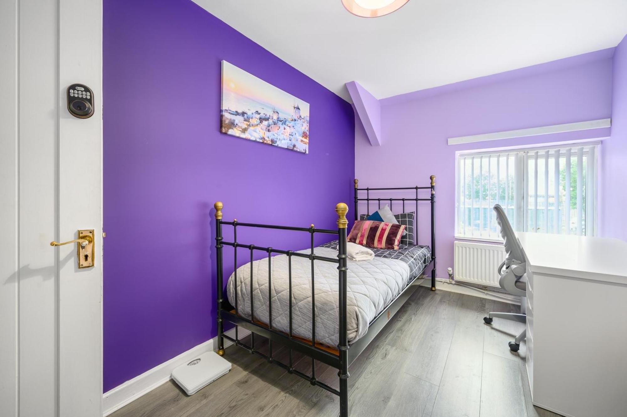 Apartment Private Retreat For 3 Near Centre