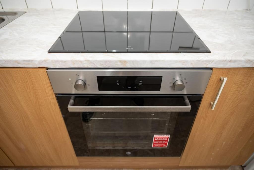 Private Retreat For 3 Near Centre Manchester
