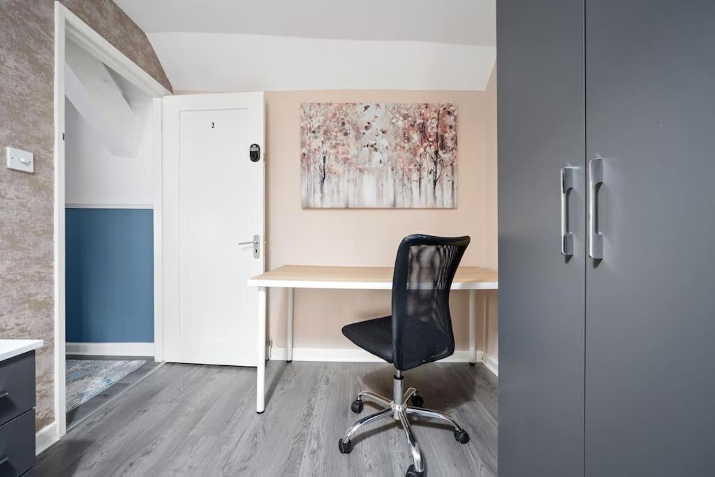 Apartment Private Retreat For 3 Near Centre