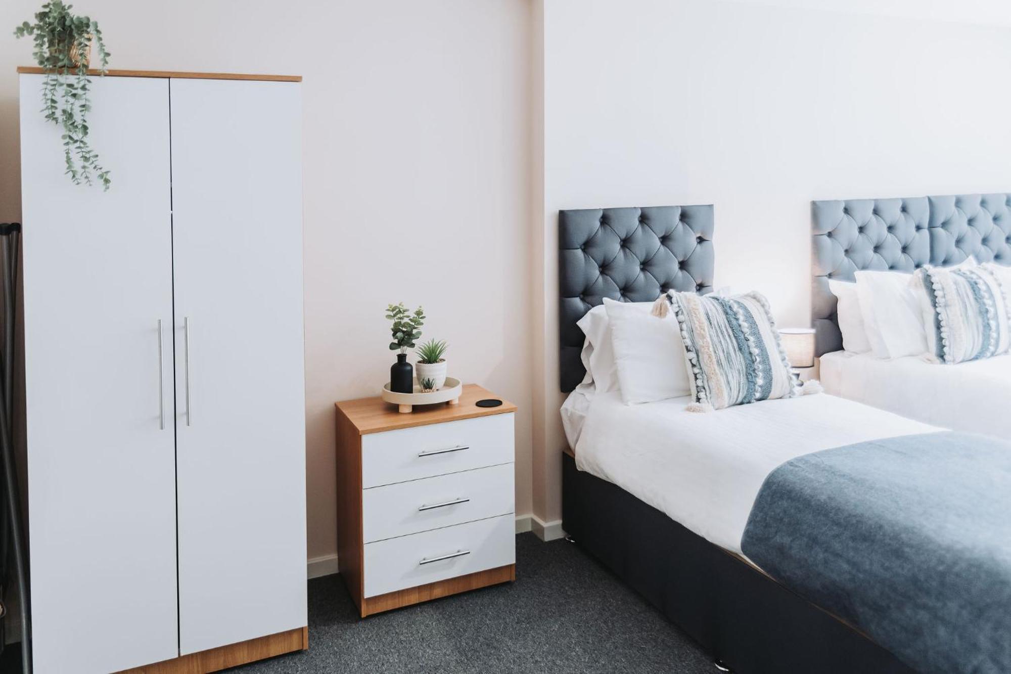 Ideal Near Old Trafford Apartment