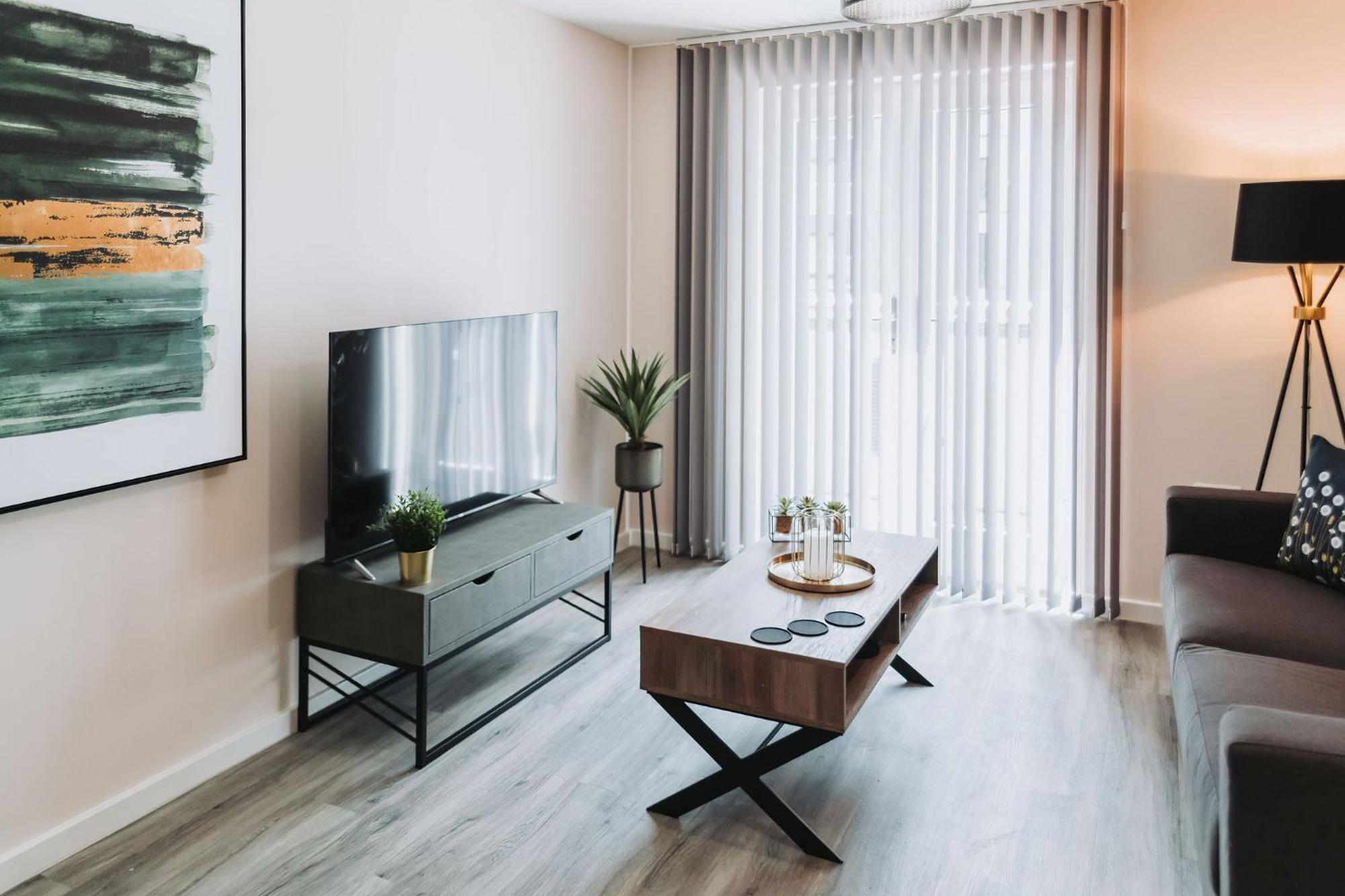 Ideal Near Old Trafford * Manchester