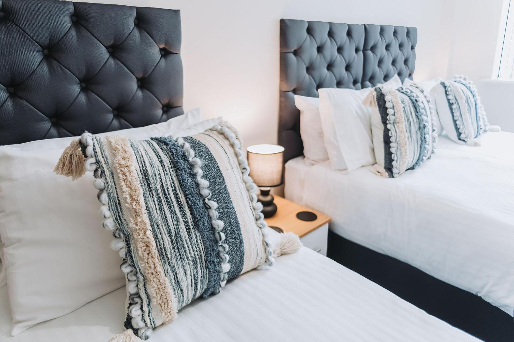Ideal Near Old Trafford Apartment Manchester