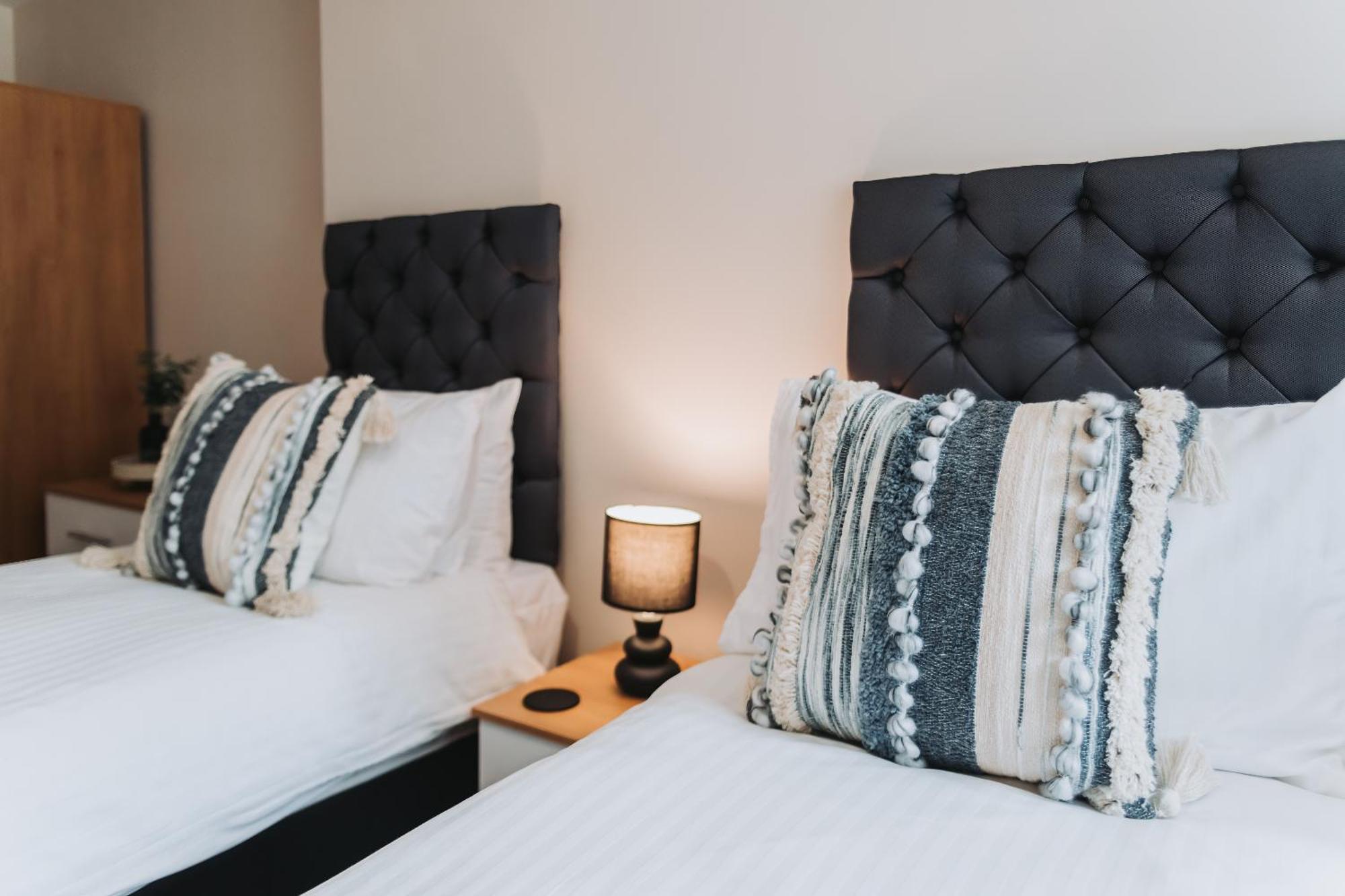 Ideal Near Old Trafford Apartment *