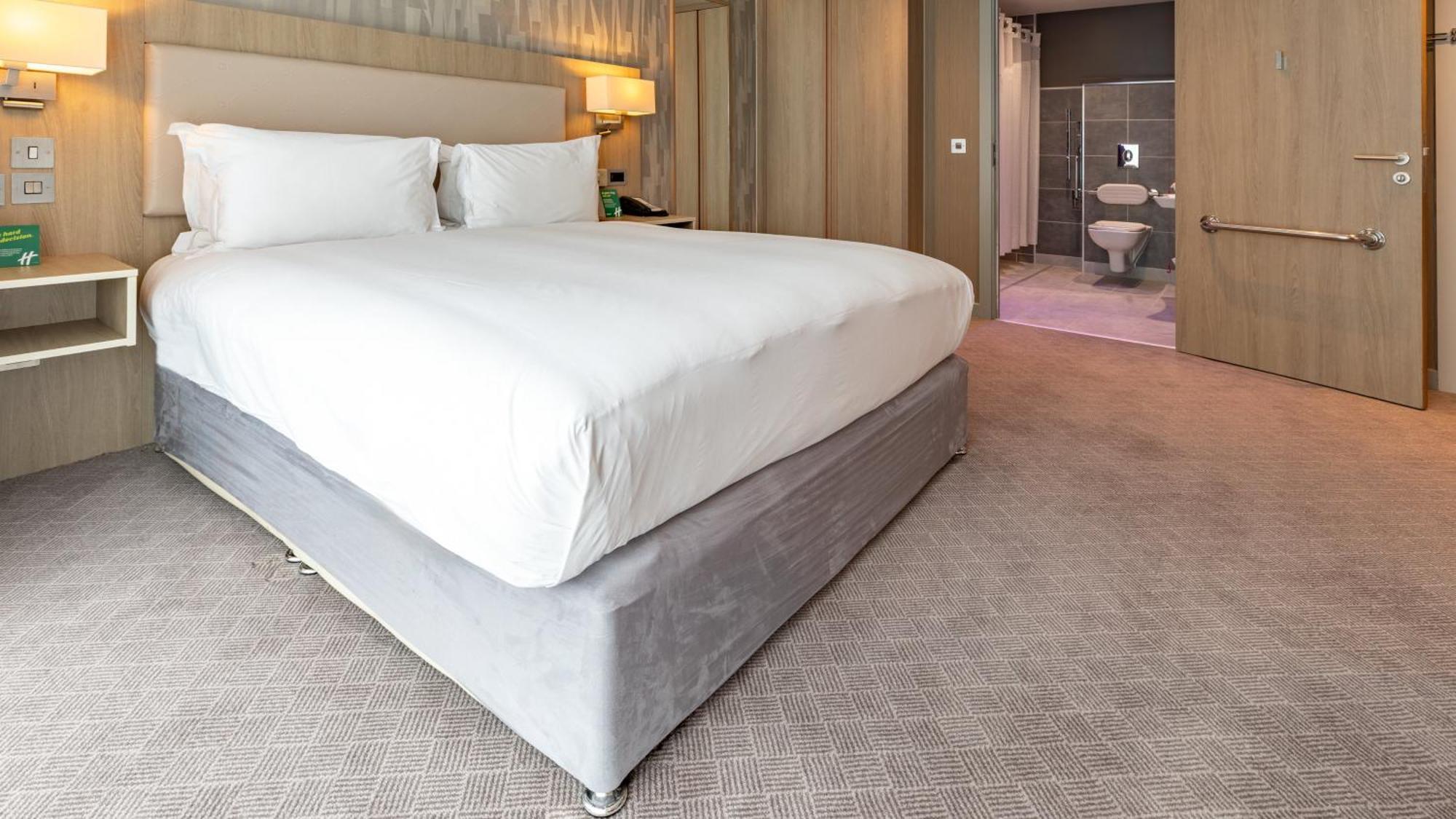 - Centre By Ihg Manchester