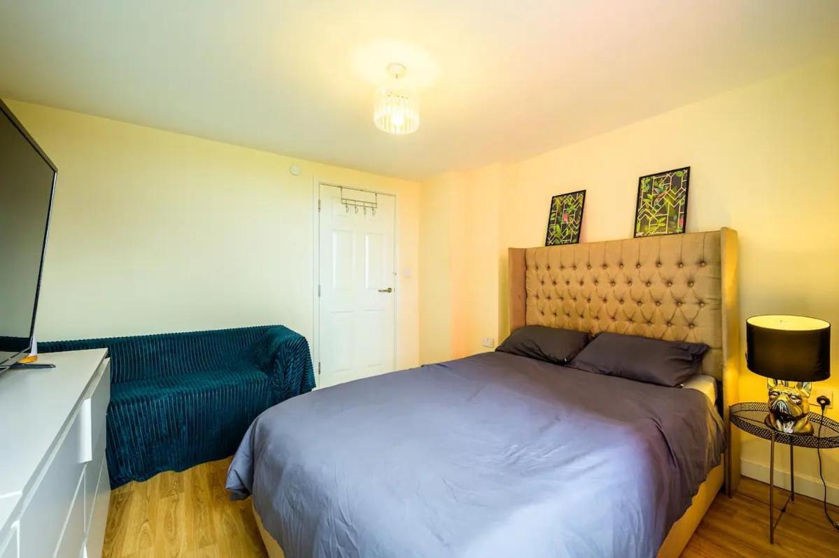 Prime Location Near City-trafford Centre-stadium 2bed * Manchester