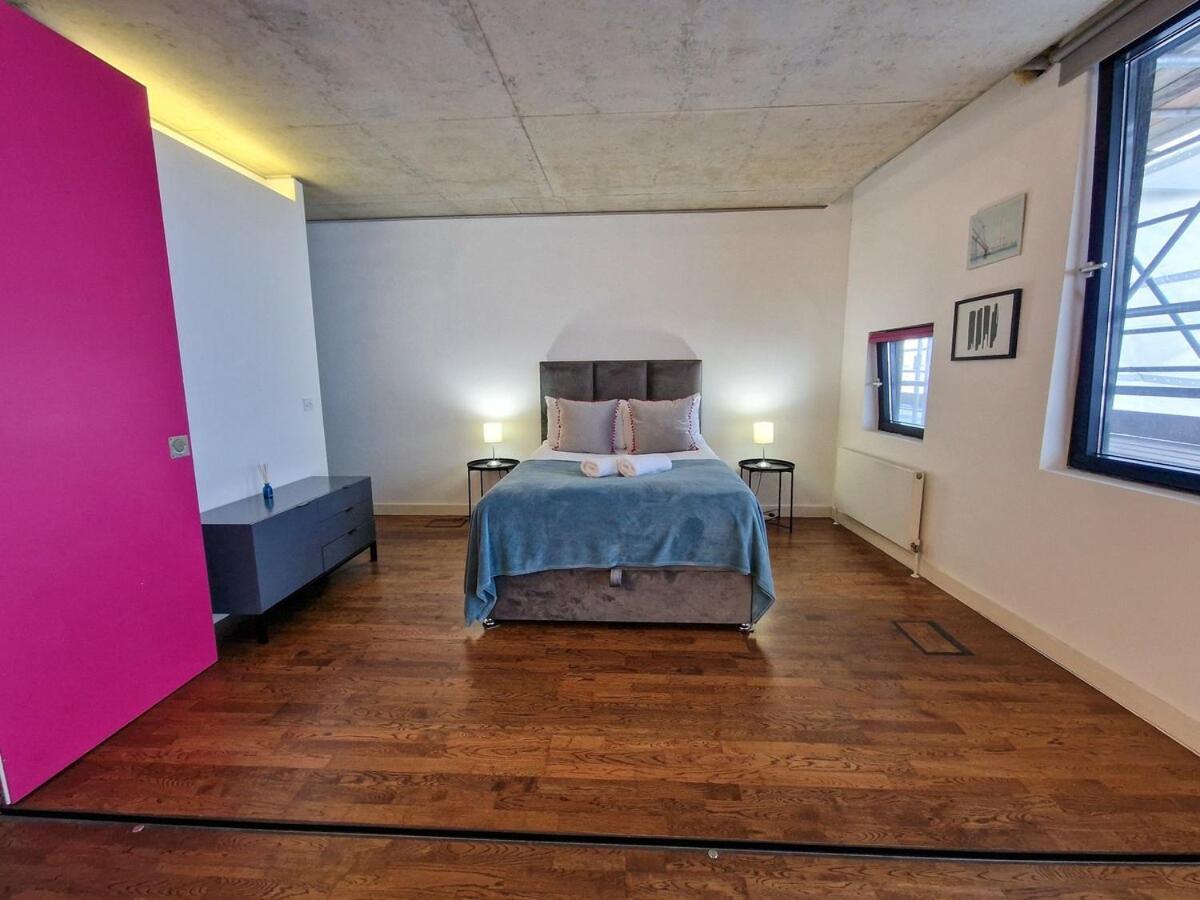Stunning Canal Side Flat By Superhost Apartment Manchester