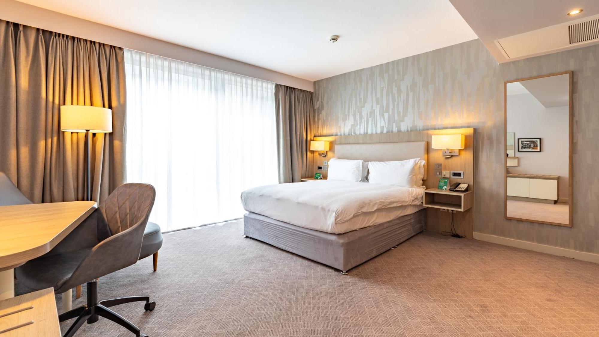 - Centre By Ihg Manchester