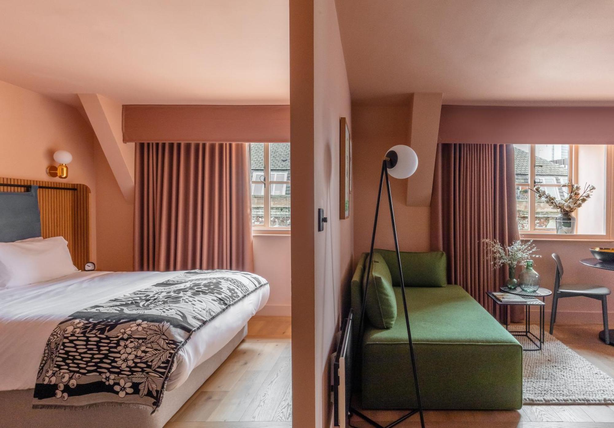 Whitworth Locke 4* Manchester