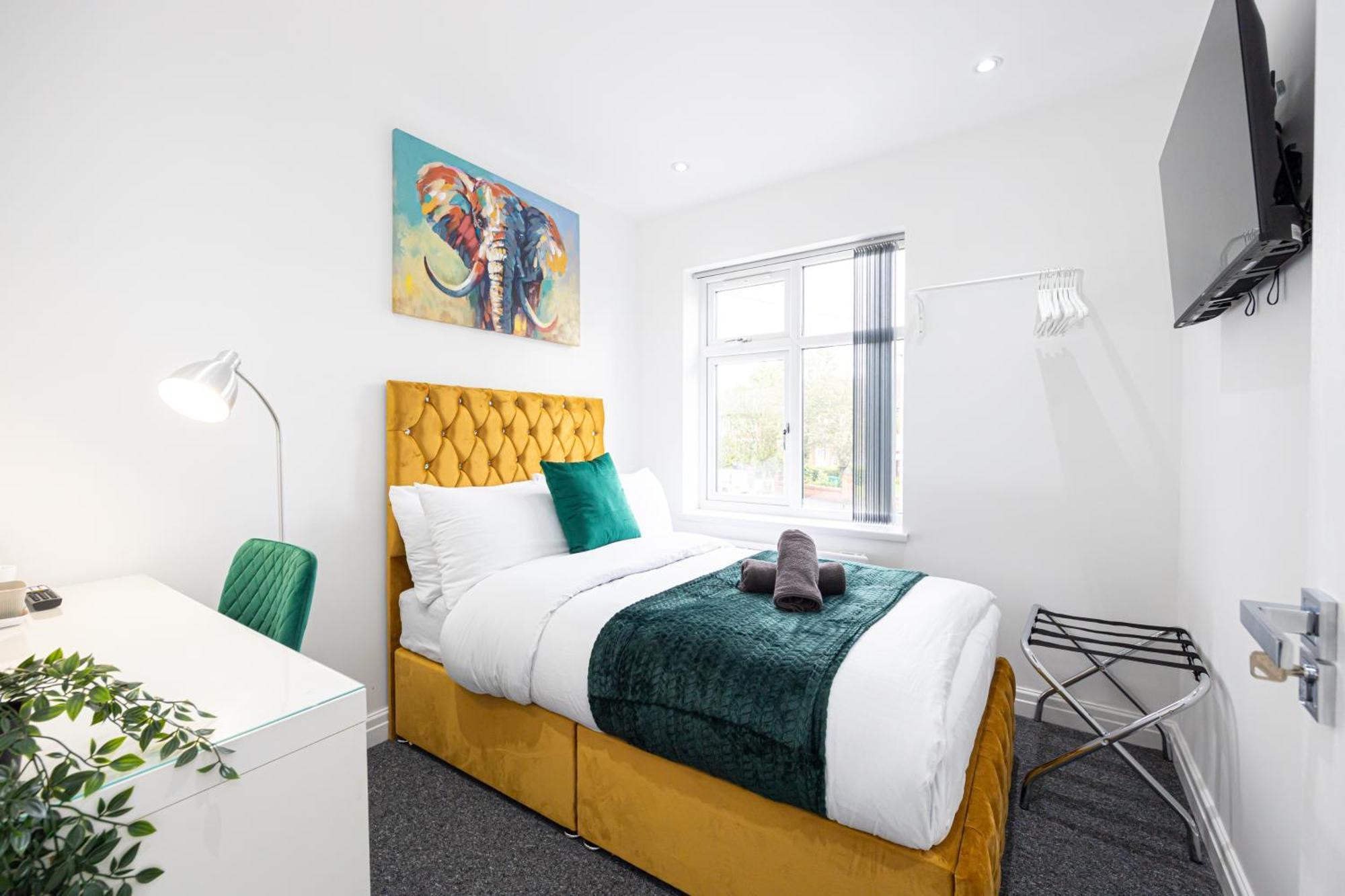 The Kent- Luxury Guest house *