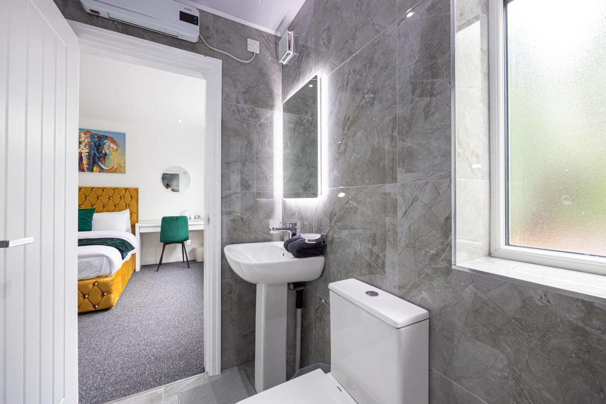 The Kent- Luxury Manchester