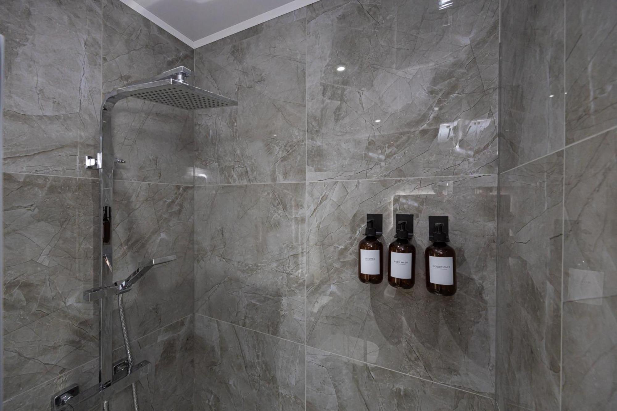 The Kent- Luxury Guest house *