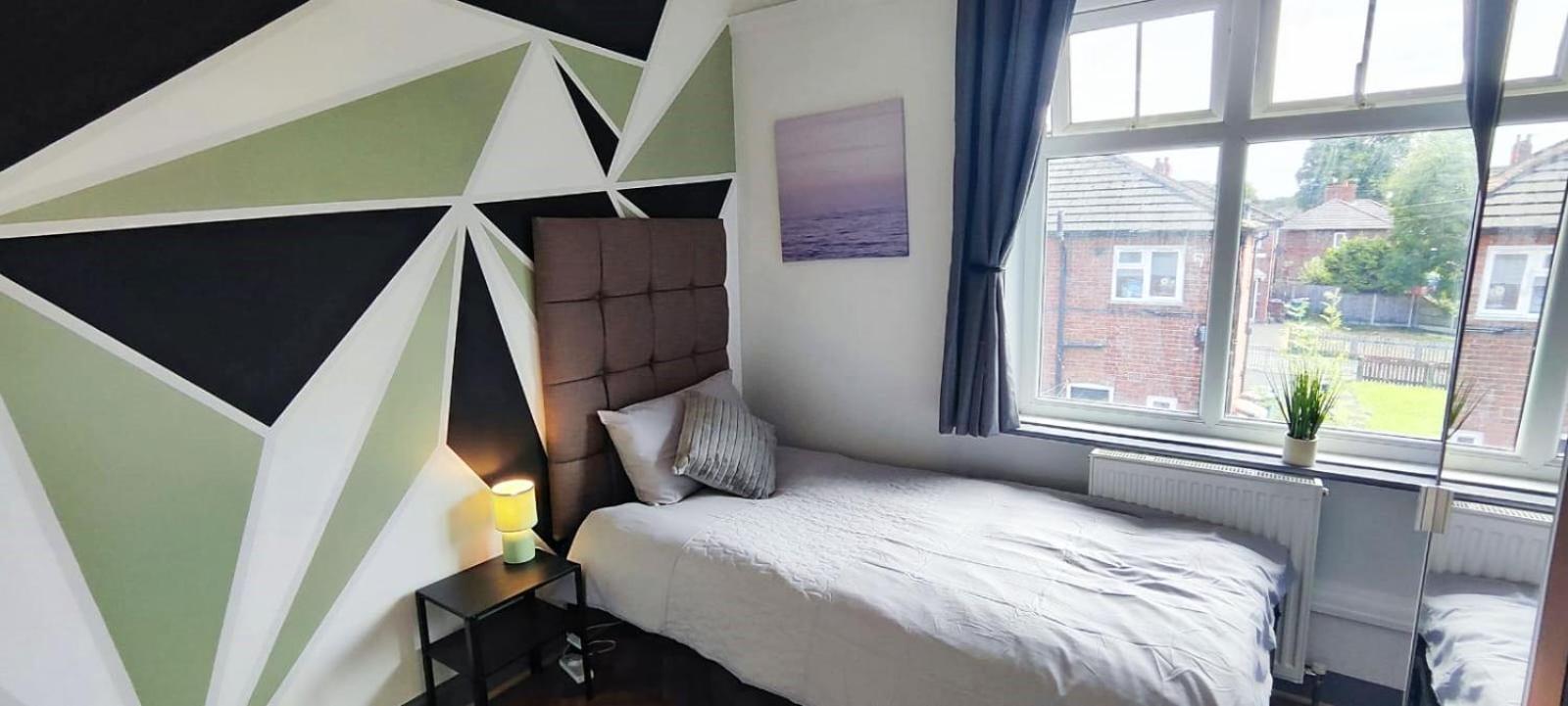 Gorton Mount Hotel 2*