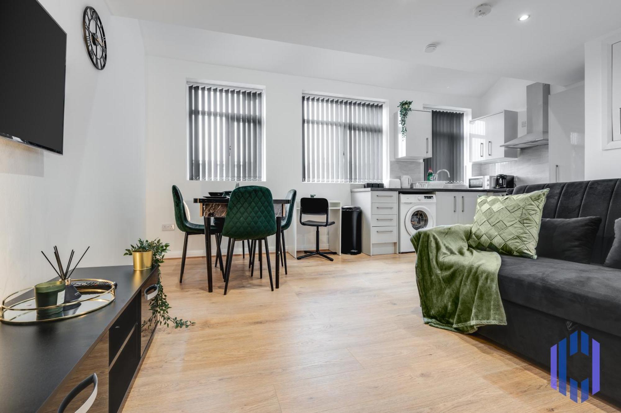 Appartement Sophisticated & Stylish Flat Near Airport - Sleeps 9