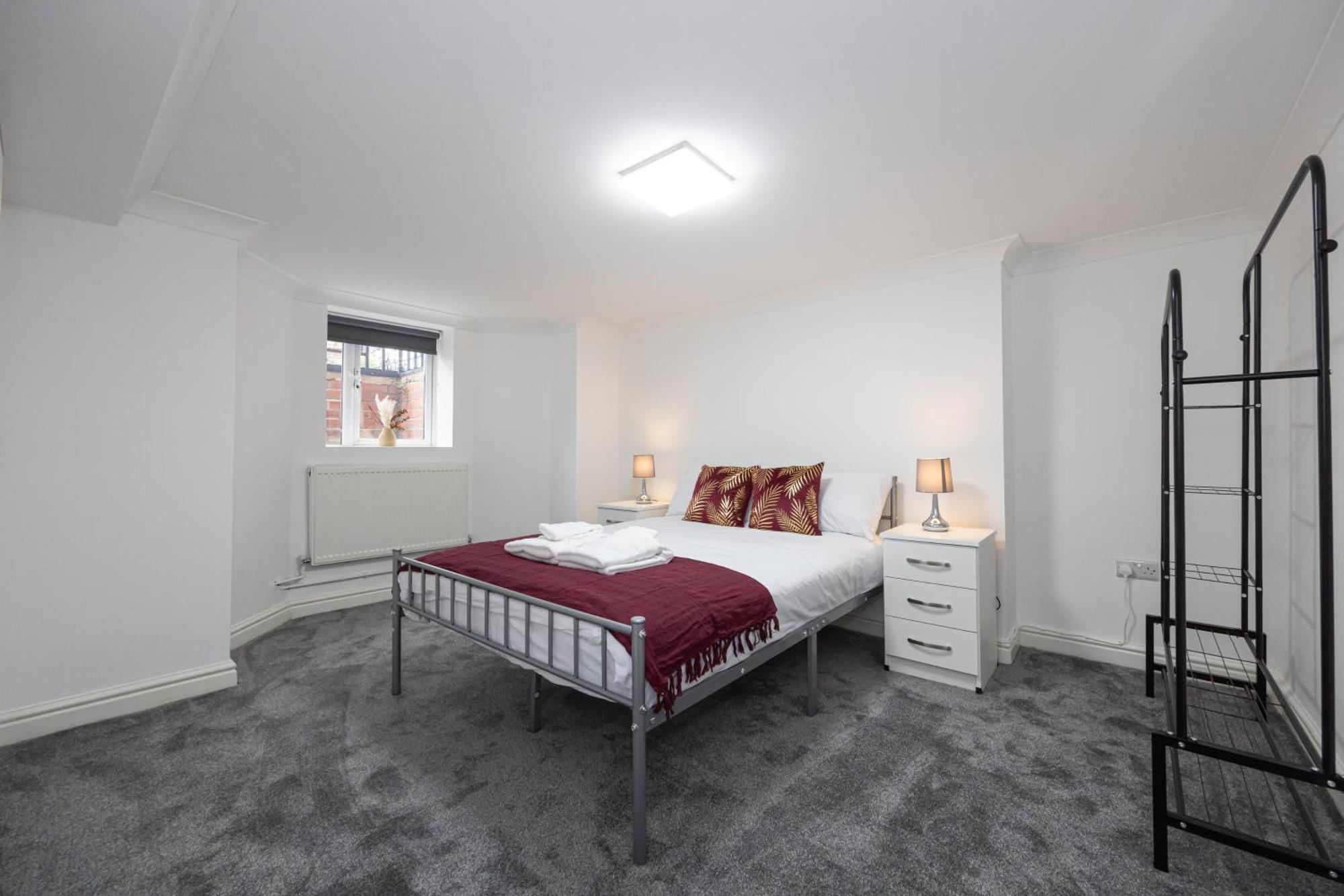 Modern Spacious 6bd Haven 8 Min From Centre Holiday home *