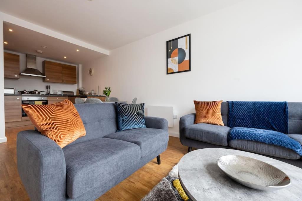 Stylish Apartment, Northern Quarter, Perfect For Groups Long Term Disc Apartment *