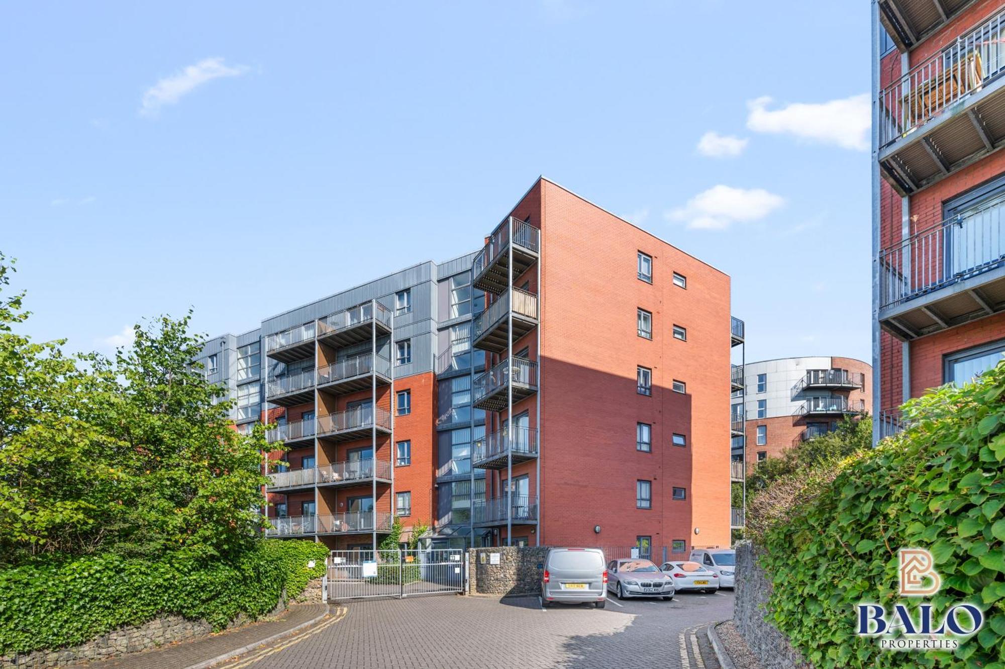 Modern Spacious 2bedroom Great! Location By Etihad Mancity Stadium& Coop Live Arena Apartment Manchester
