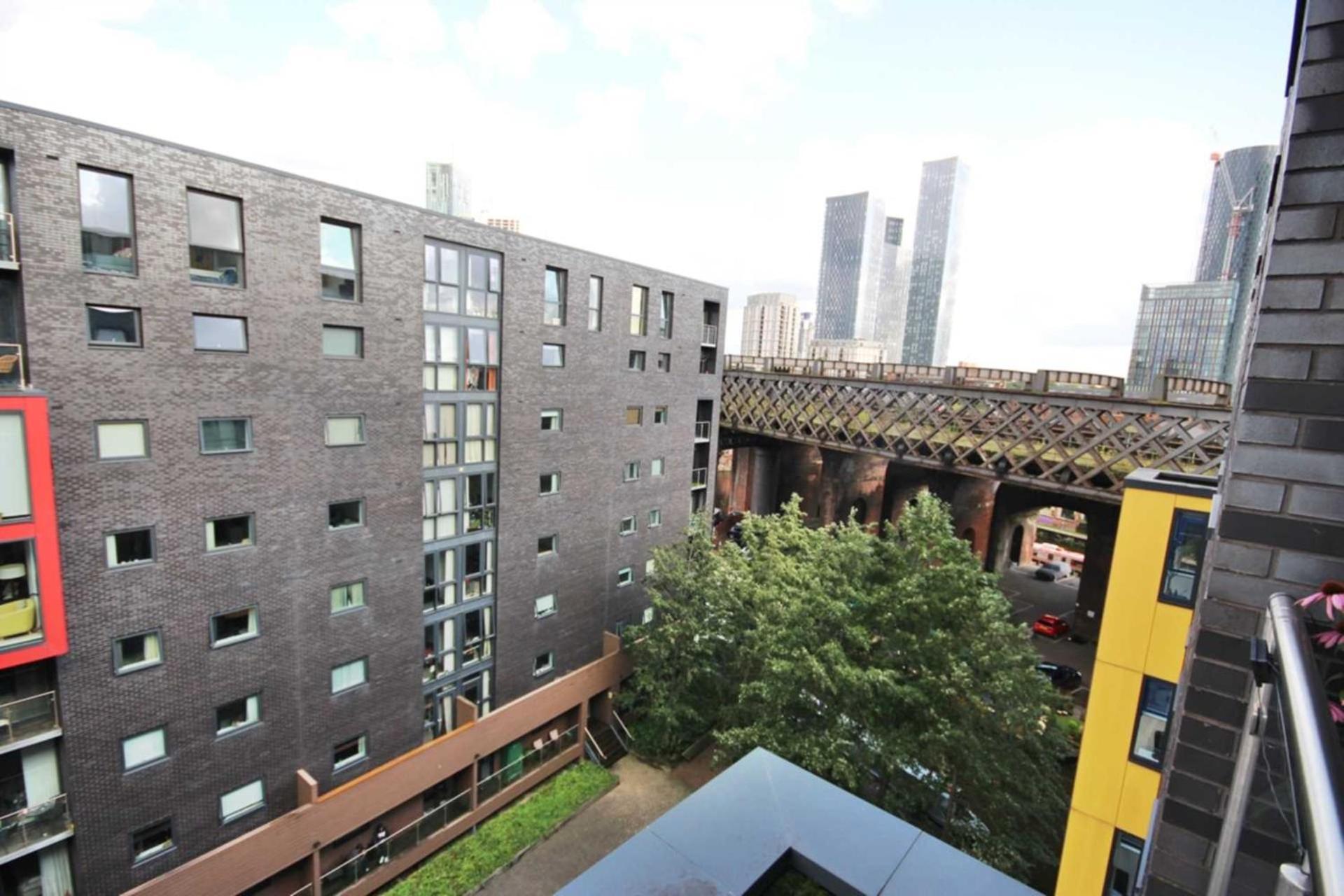 Spacious 2 Bed In Central Manchester
