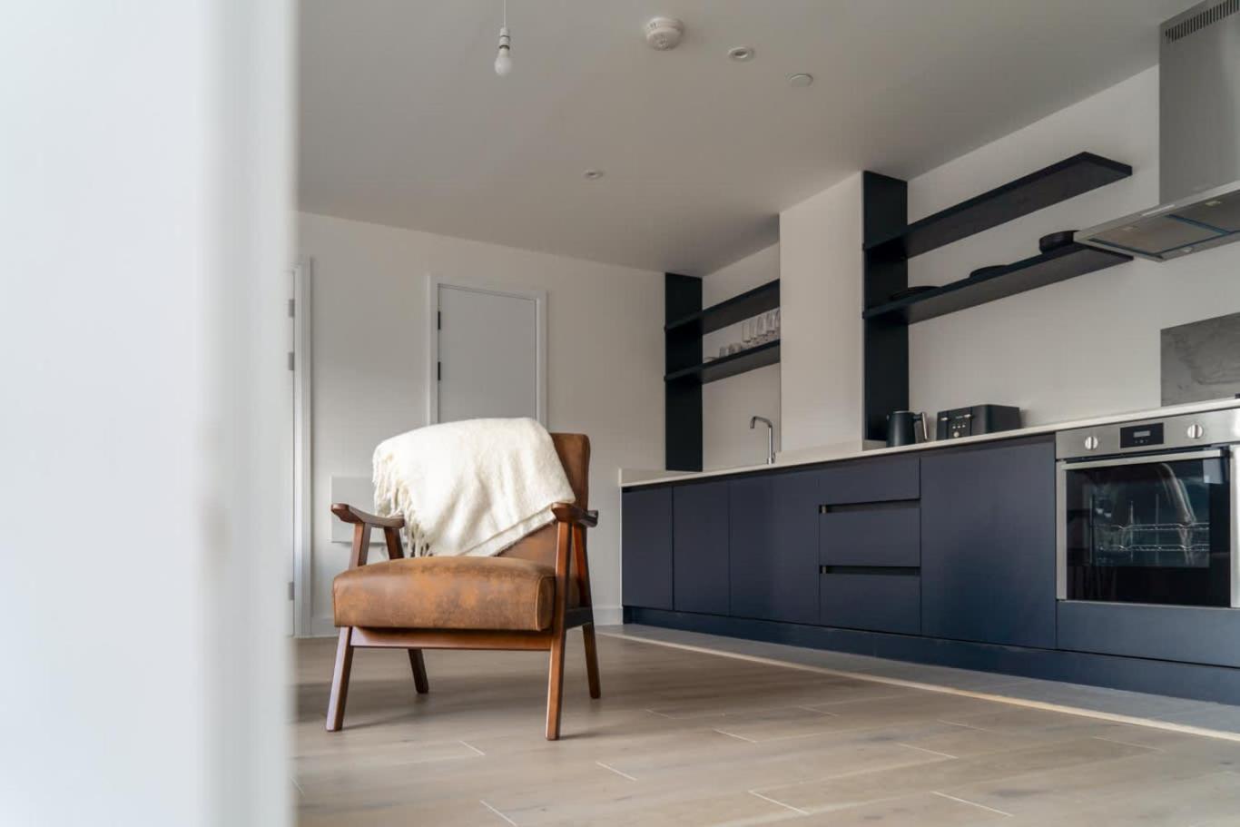 Industrial By Casacity Apartment *