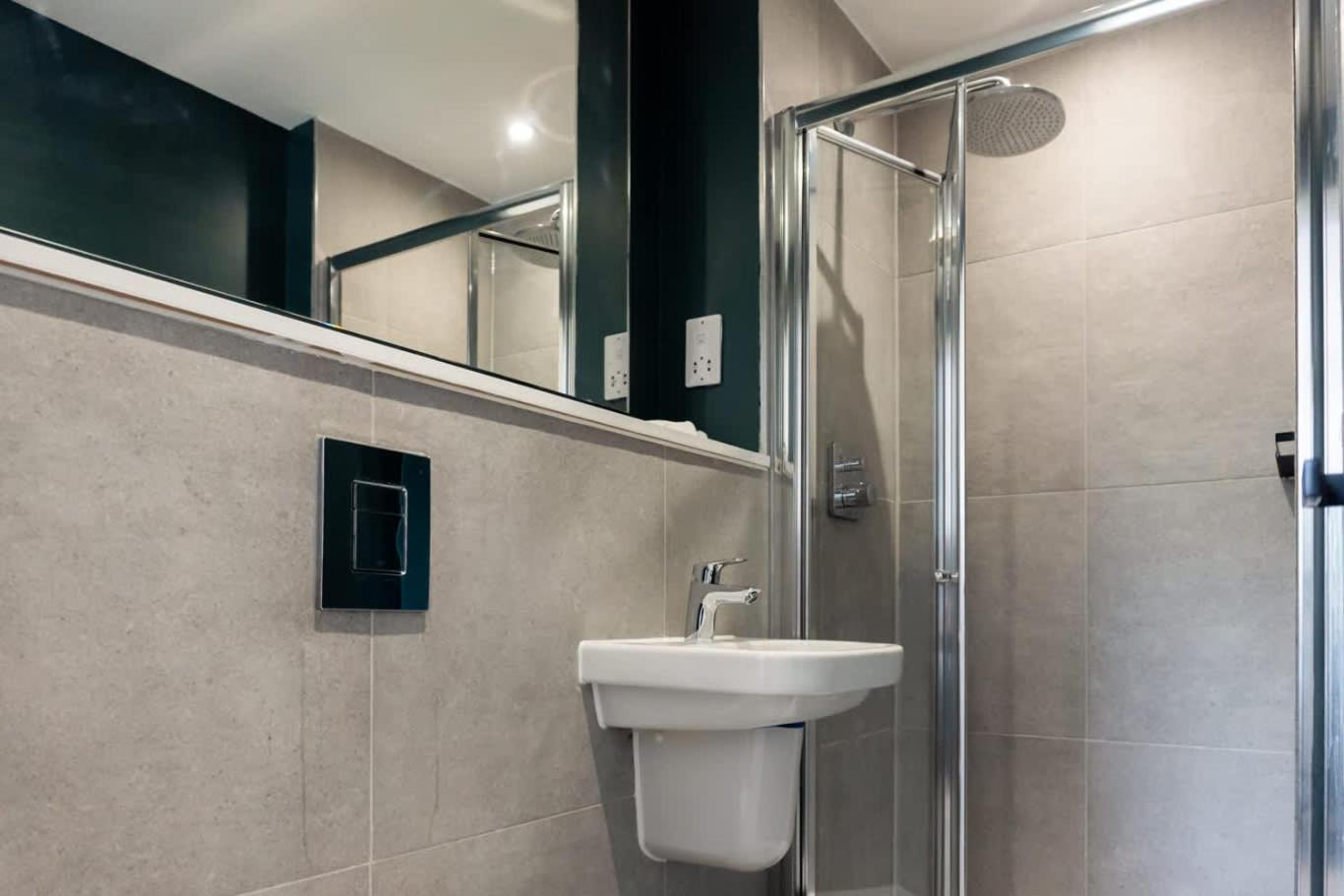 Apartment Industrial By Casacity