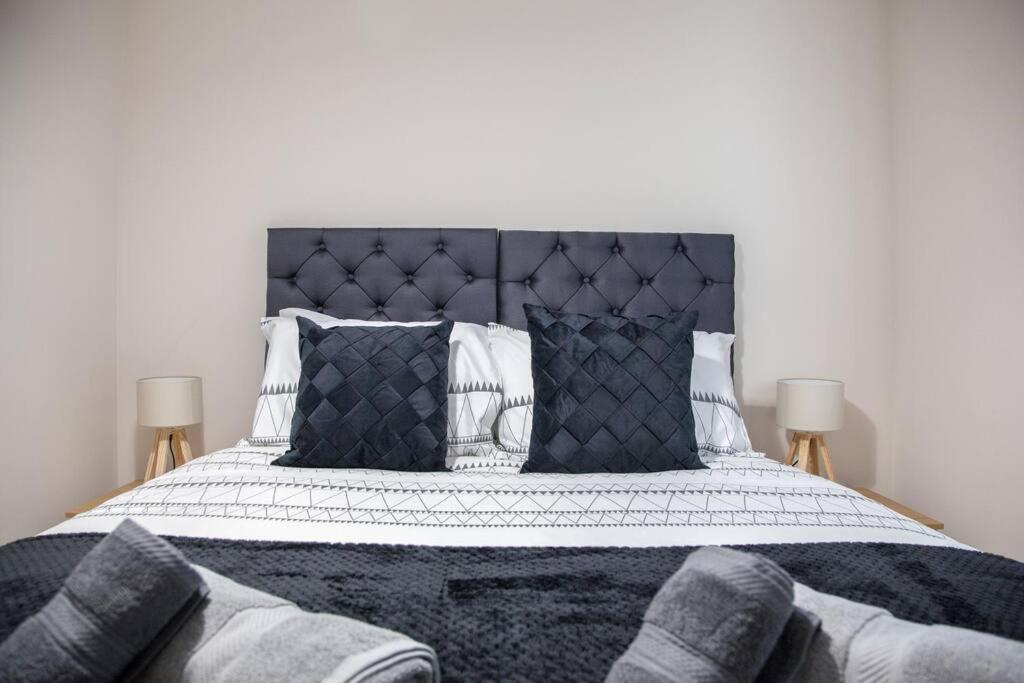 Luxury 2bd *