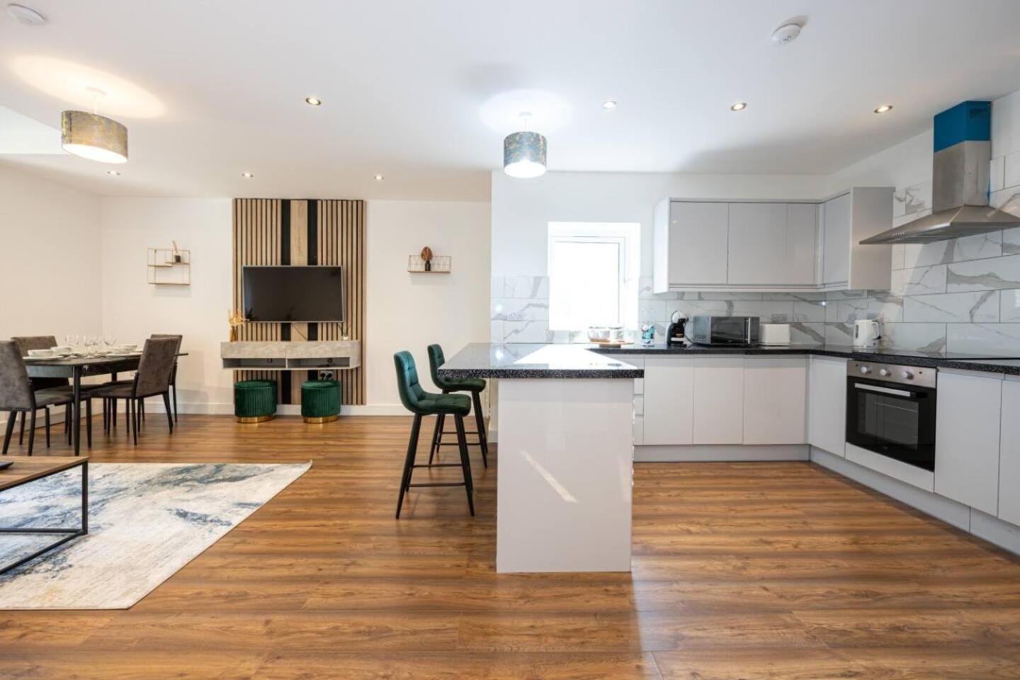 Luxury 2br In Chorlton, Free Parking Apartment