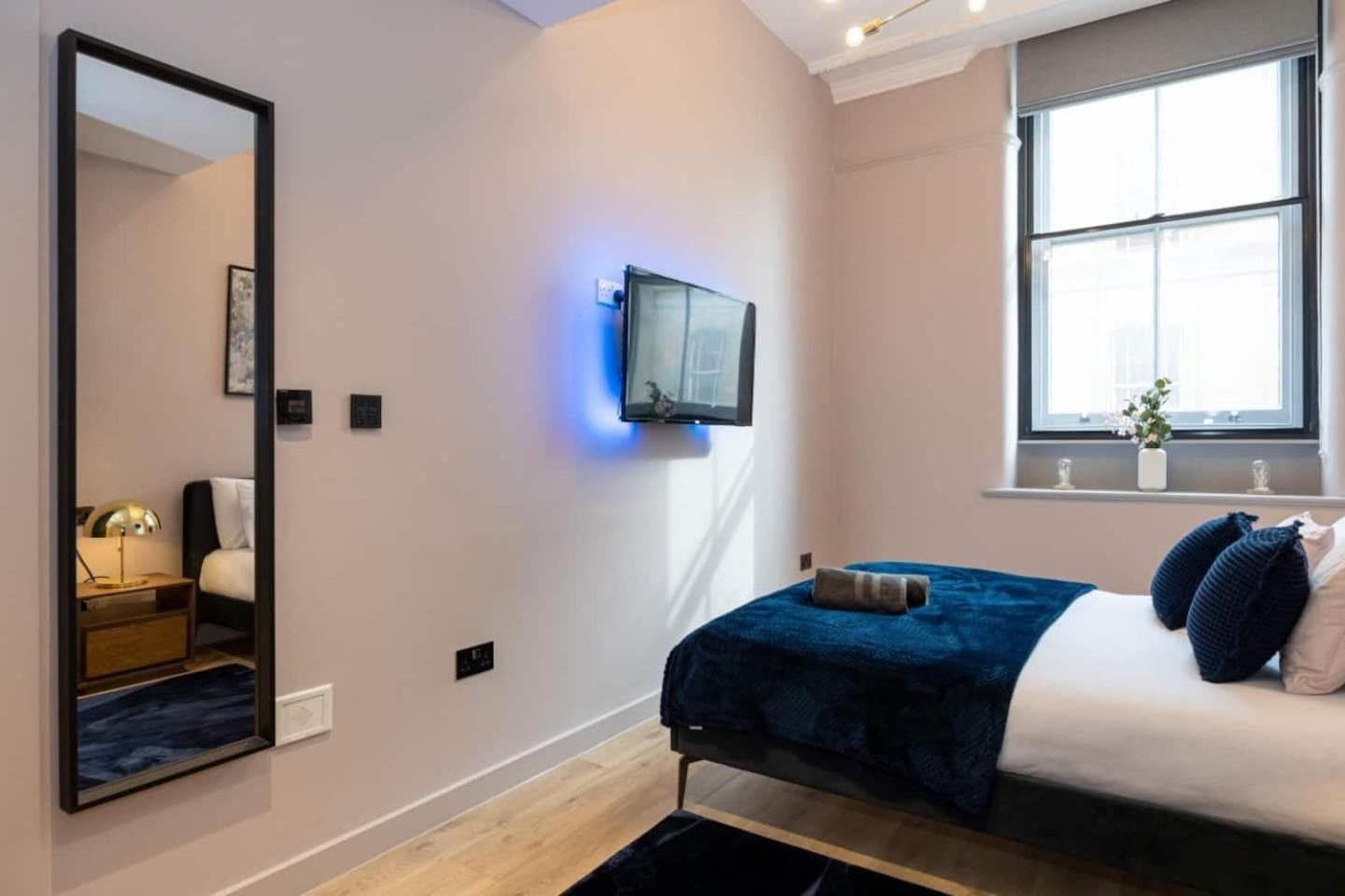 Luxury 2br Apt In City Centre Apartment