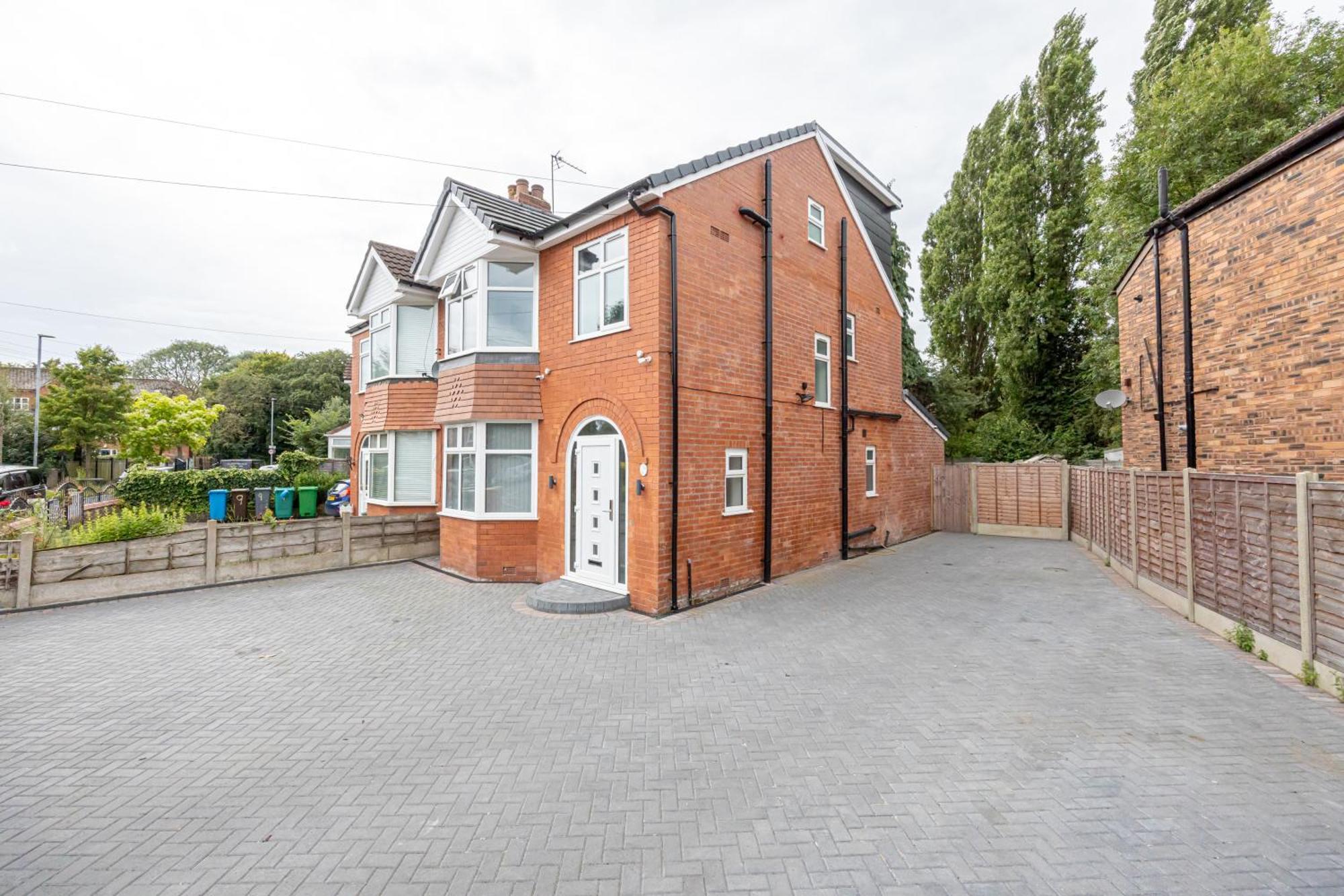 The Kent Luxury House Sleeps 14 Free Parking * Manchester