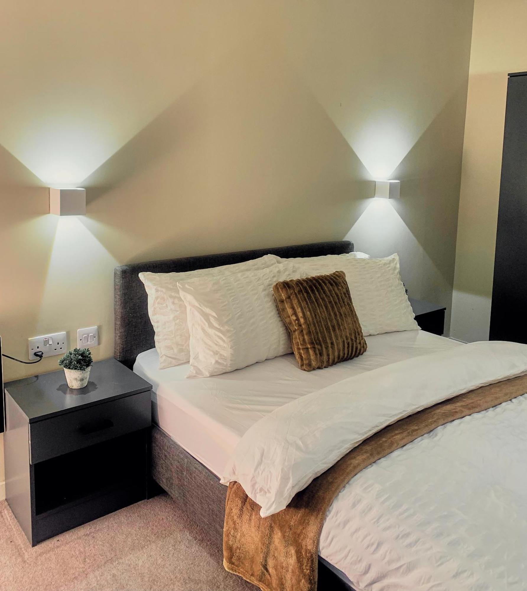 Sleek Haven Luxurious 2bed In Centre Apartment Manchester