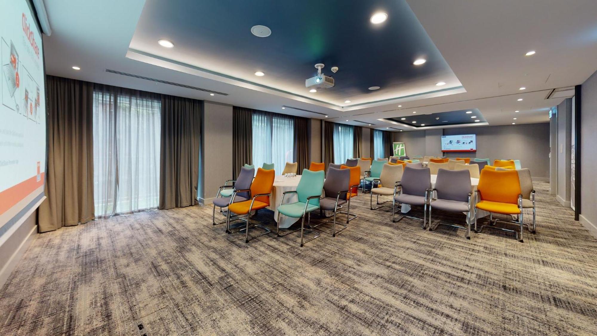 - Centre By Ihg Hotel Manchester