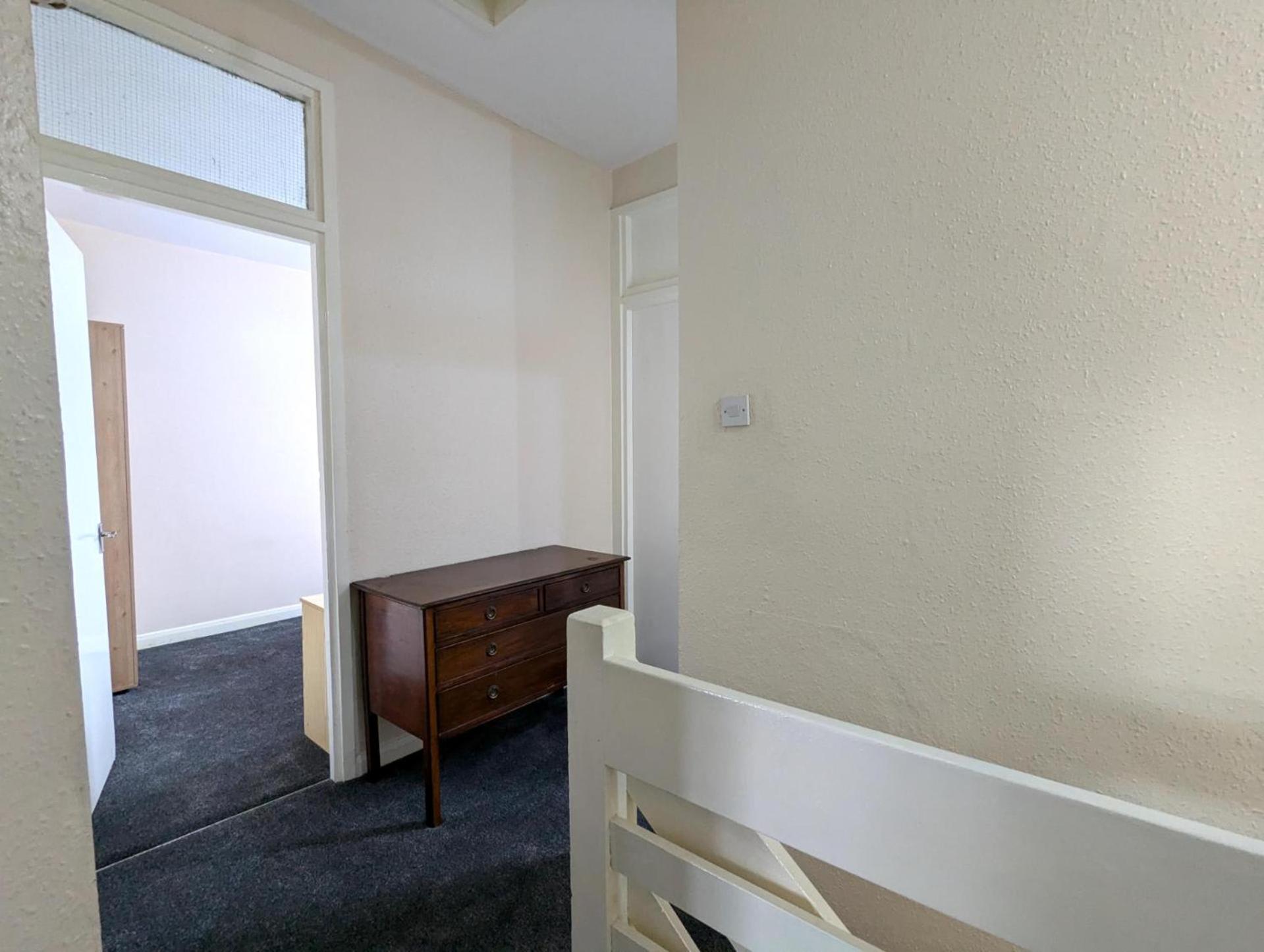 Spacious Powell Sleeps 11 6 Bed 1 5 Bath * Manchester