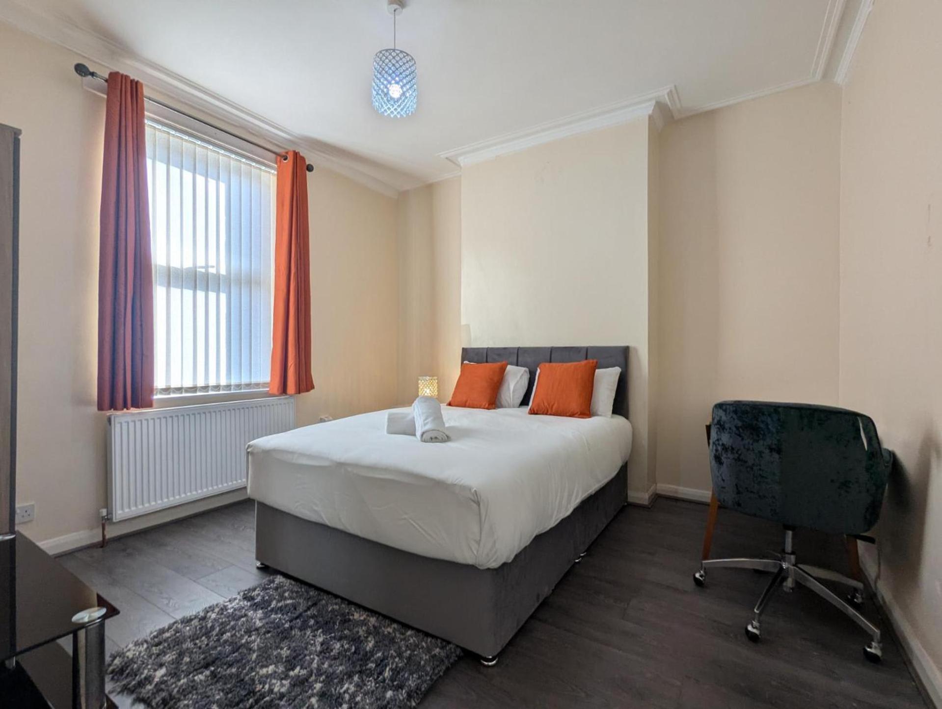 Spacious Powell Sleeps 11 6 Bed 1 5 Bath * Manchester