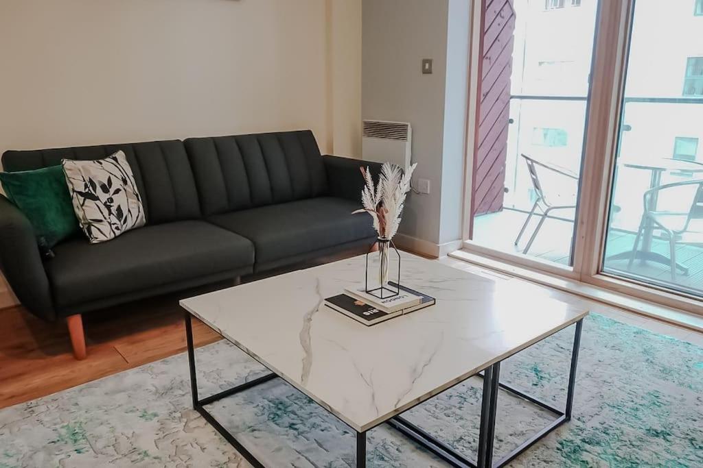 Jade - Mcr - - Arenas - Stadiums Apartment Manchester