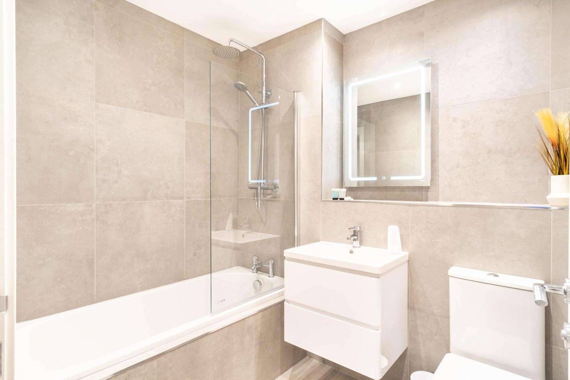 Modern 2 Bed Close To Etihad * Manchester