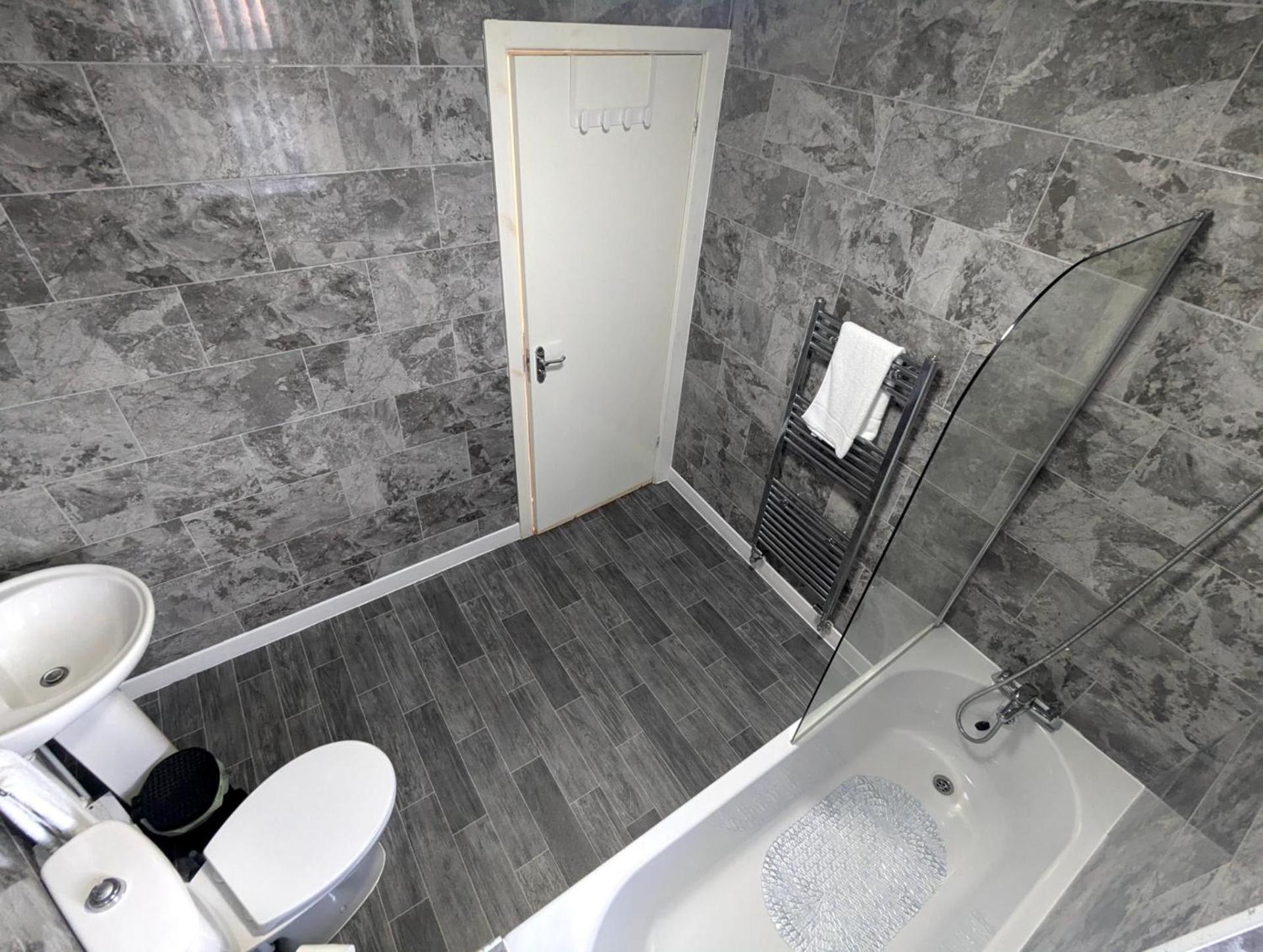 Holiday home Spacious Powell Sleeps 11 6 Bed 1 5 Bath