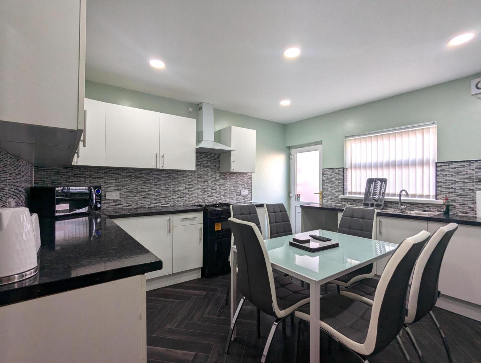 Spacious Powell Sleeps 11 6 Bed 1 5 Bath