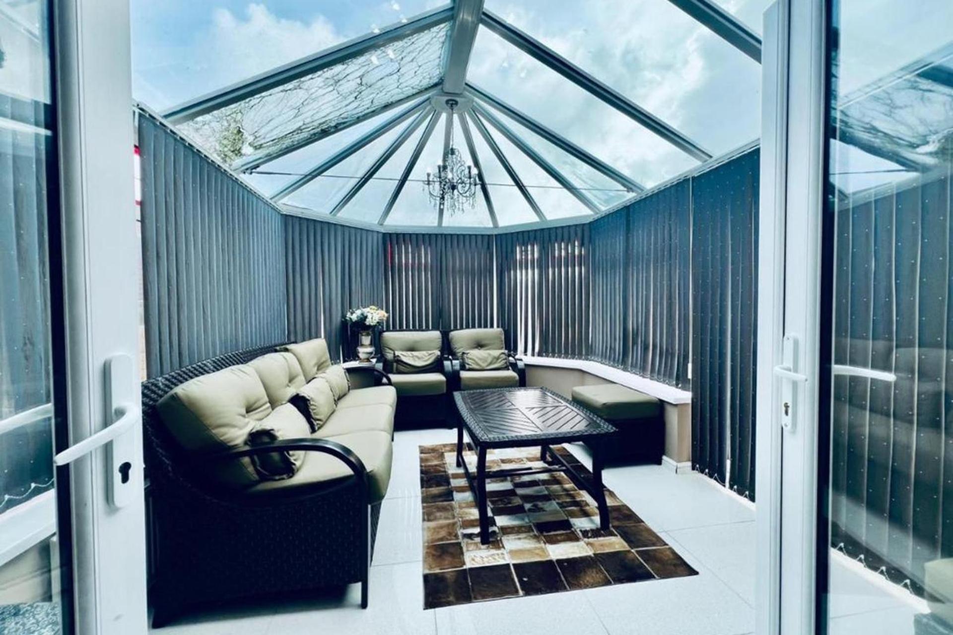 Sweet - Spacious 7br House Vakantiehuis Manchester