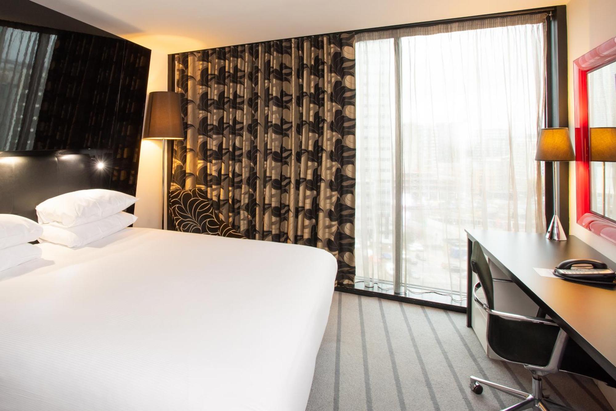 Crowne Plaza City Centre By Ihg 4*