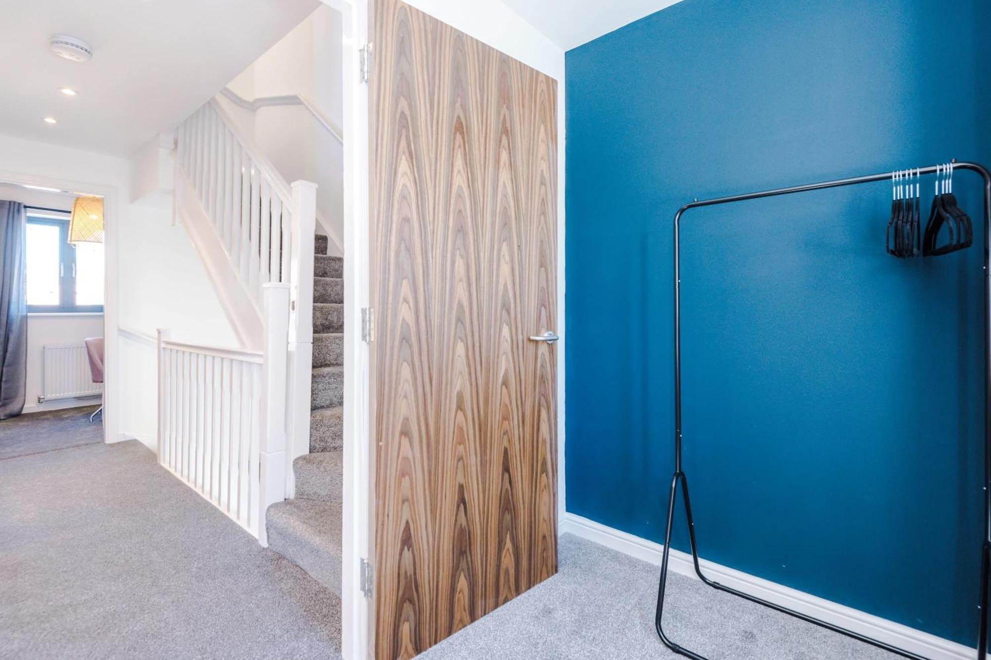 Rest&recharge At Waterway House * Manchester