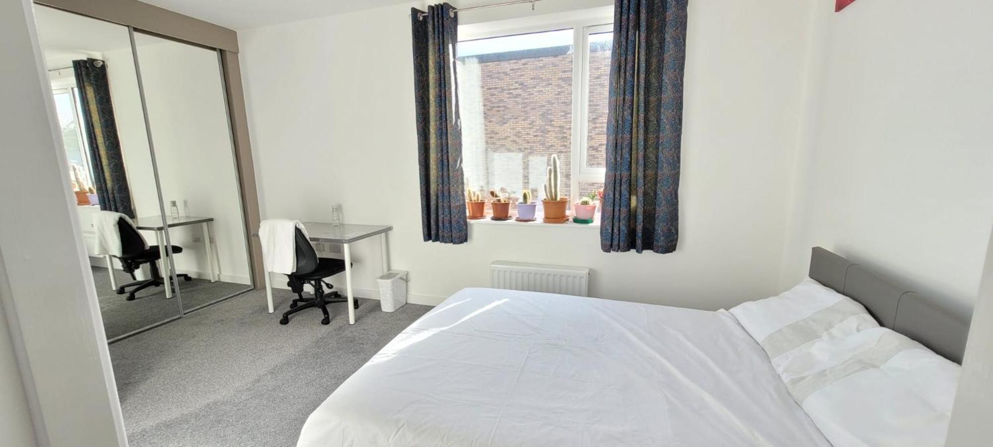 Accommodatie bij particulieren Spacious Double With Private Bathroom