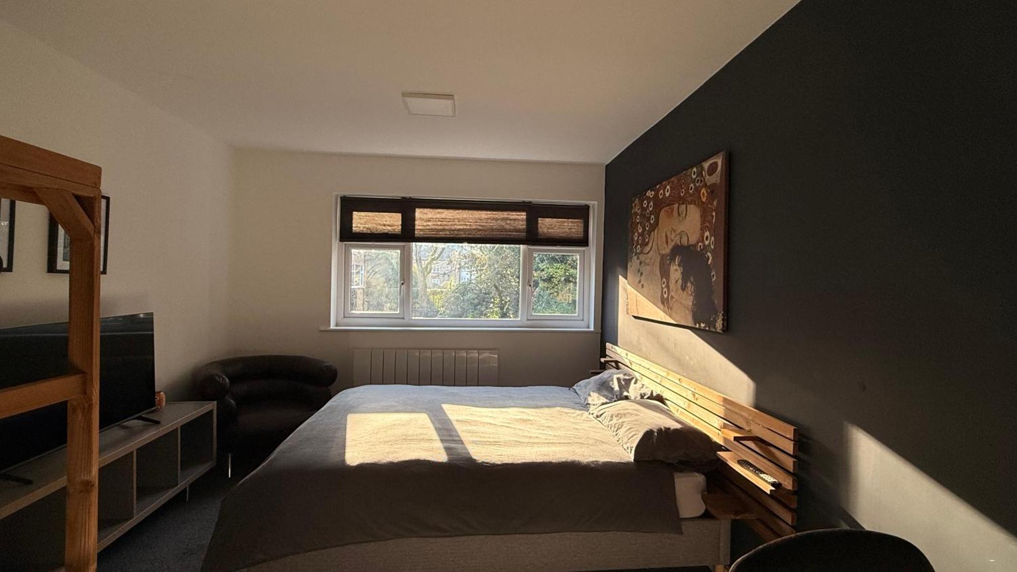 8 Riversdale King Size *