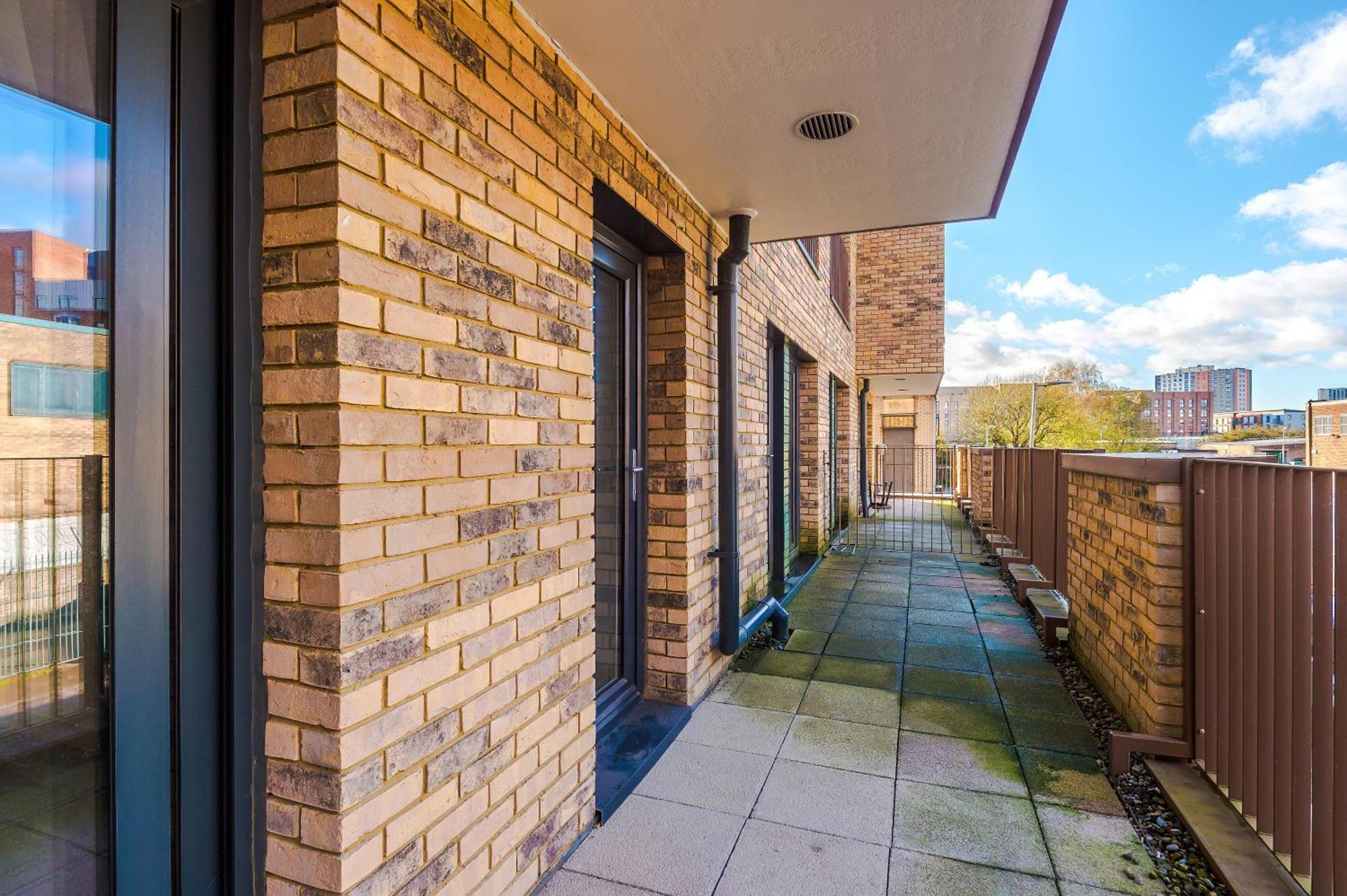 Waterhouse Suite: Modern 2-bed In Centre Apartment