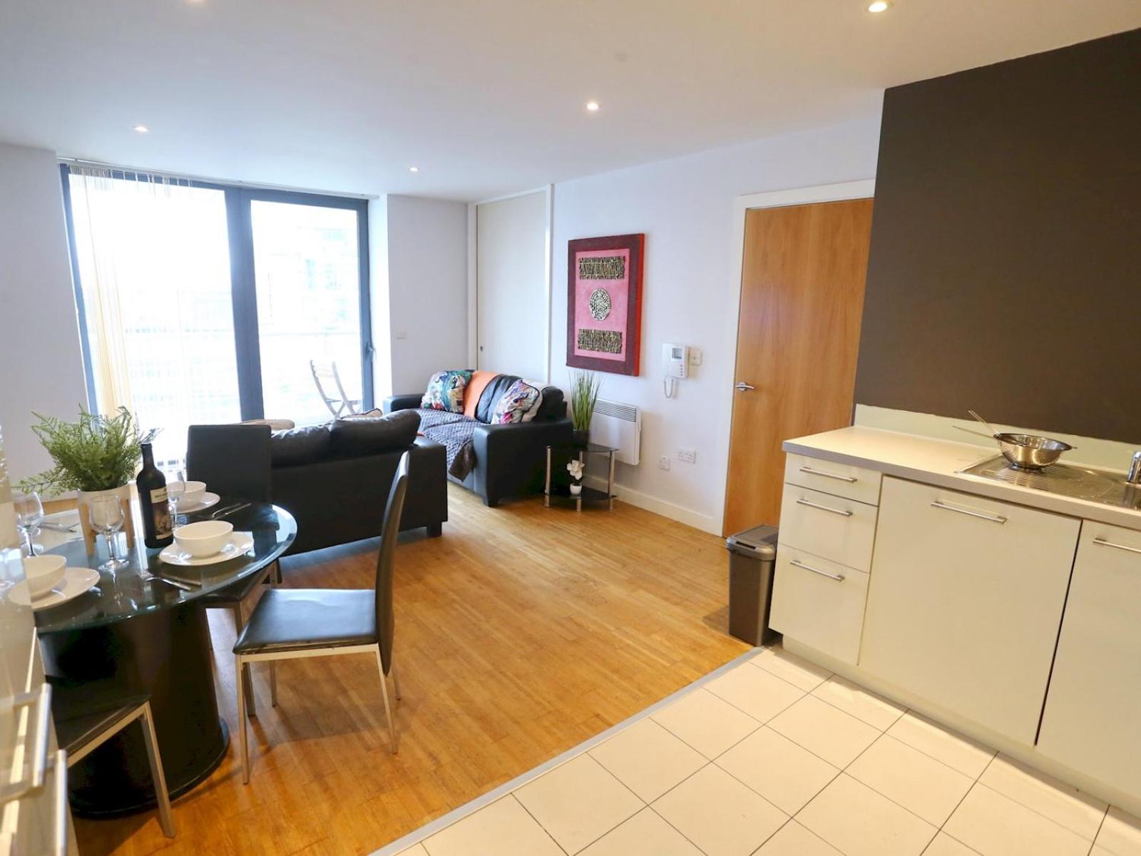 Pass The Keys Stunning Views Canal Side Flat With Free Parking Apartment